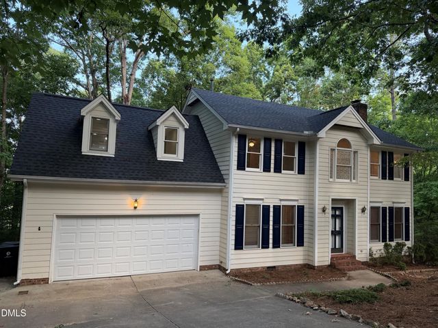 912 Stable Ridge Drive, Holly Springs, NC 27540