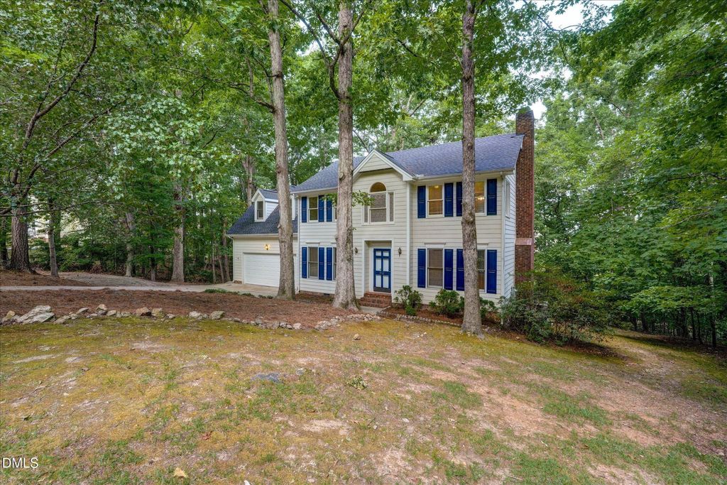 912 Stable Ridge Drive, Holly Springs, NC 27540
