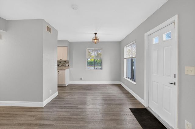 2535 SW 22nd Avenue 103, Delray Beach, FL 33445