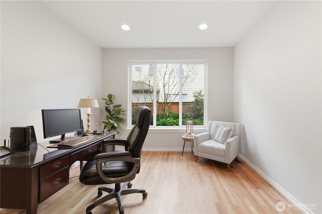 11922 82nd Place NE, Kirkland, WA 98034