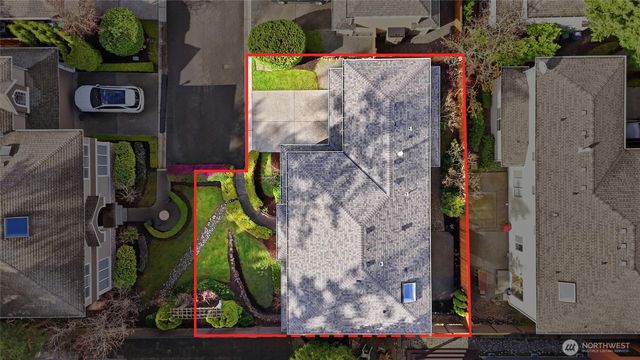 11922 82nd Place NE, Kirkland, WA 98034