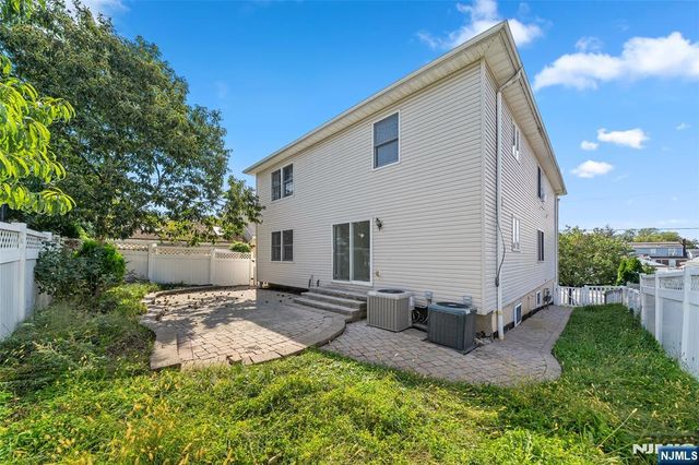 107 Chestnut Street 1st FL, Lodi, NJ 07644