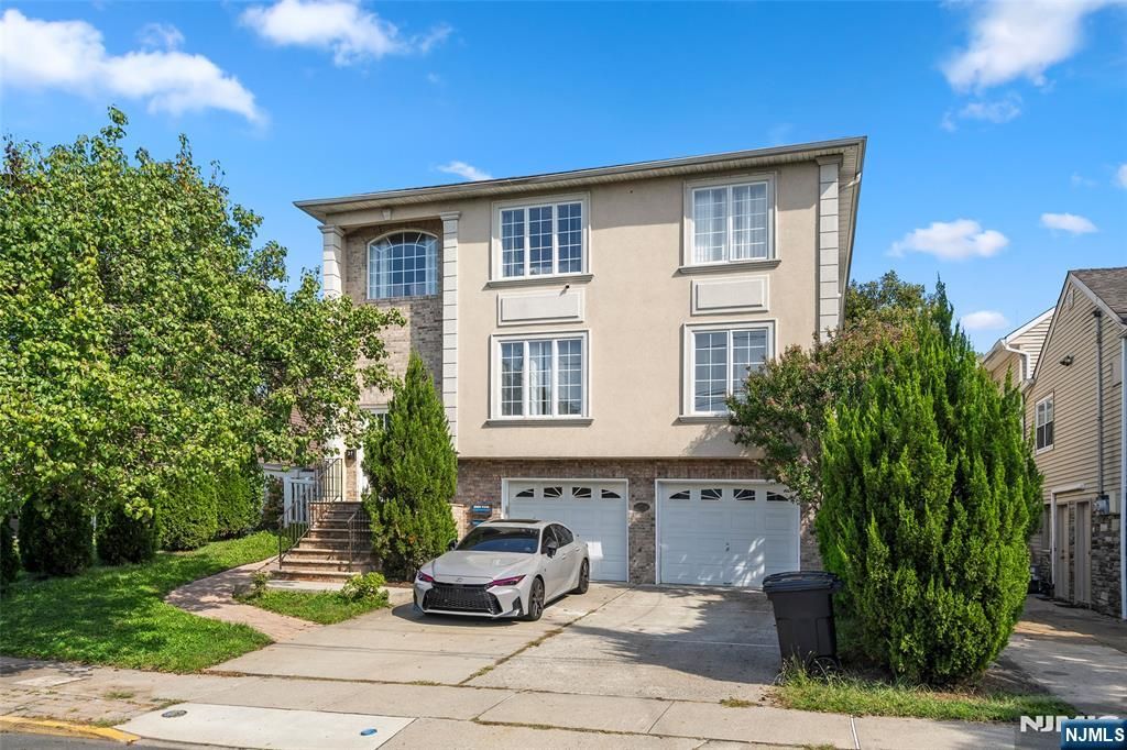 107 Chestnut Street 1st FL, Lodi, NJ 07644