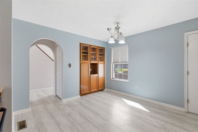 1113 Old Farm Rd., Cecil, PA 15055