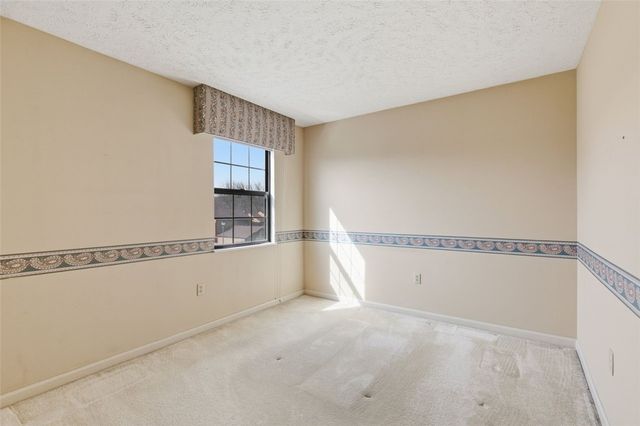 1113 Old Farm Rd., Cecil, PA 15055