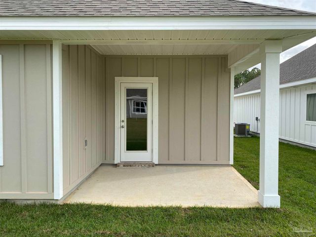 4066 Blaney Ln, Pace, FL 32571