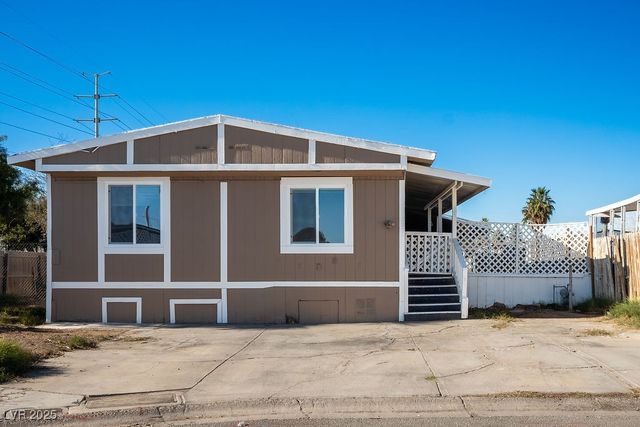 2879 Green Tree Avenue, Las Vegas, NV 89142