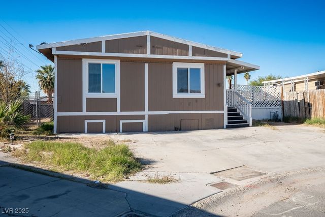 2879 Green Tree Avenue, Las Vegas, NV 89142