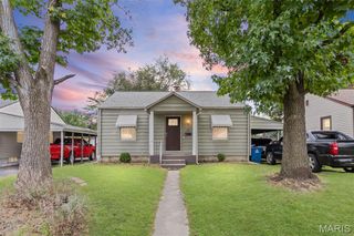 104 Whitelaw Avenue, East Alton, IL 62024