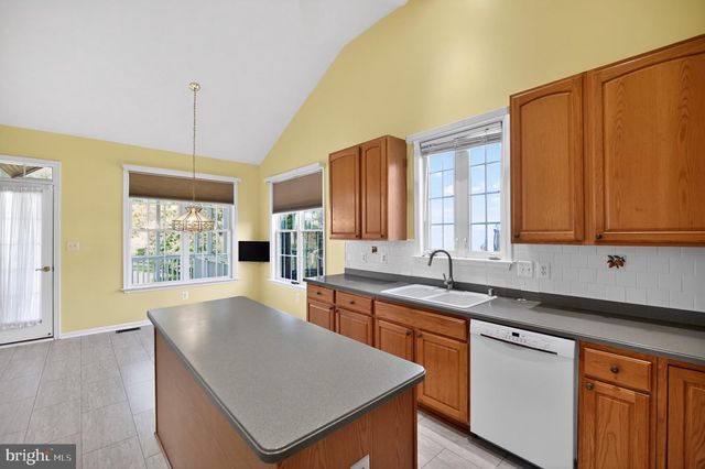 6901 SADDLE RUN WAY, Gainesville, VA 20155