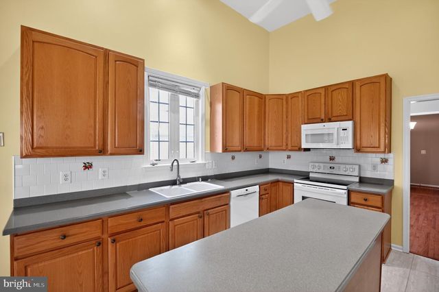 6901 SADDLE RUN WAY, Gainesville, VA 20155