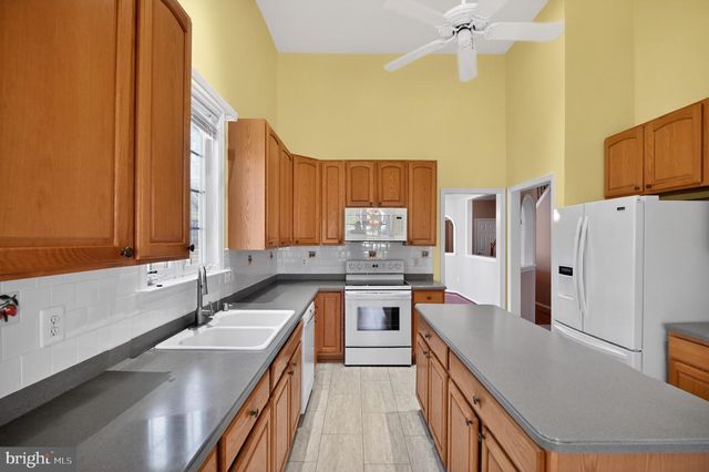 6901 SADDLE RUN WAY, Gainesville, VA 20155