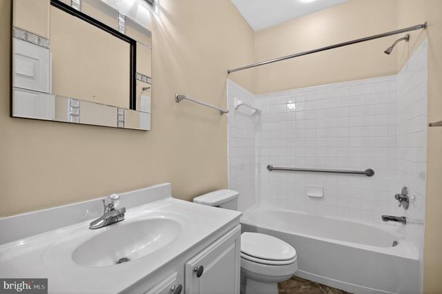 6901 SADDLE RUN WAY, Gainesville, VA 20155
