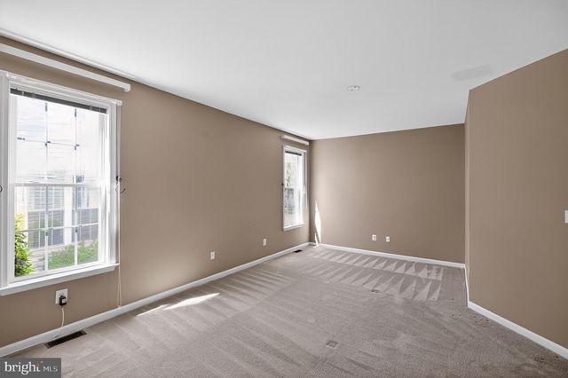 6901 SADDLE RUN WAY, Gainesville, VA 20155