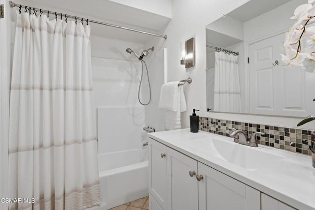 4265 Las Virgenes Road 4, Calabasas, CA 91302