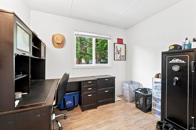 916 W Circle Drive, New Haven, IN 46774