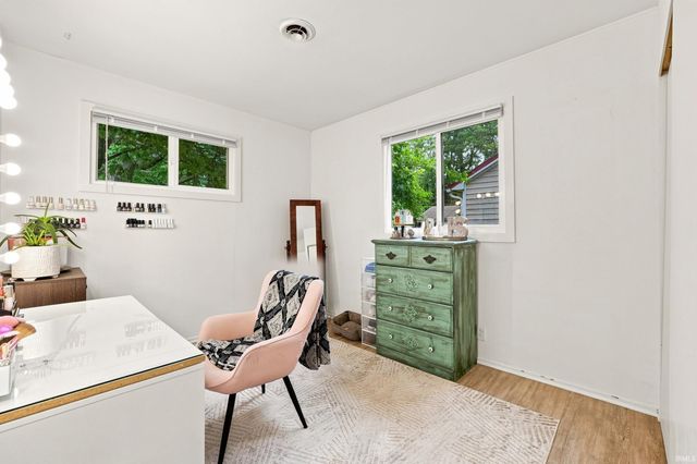 916 W Circle Drive, New Haven, IN 46774