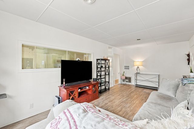 916 W Circle Drive, New Haven, IN 46774