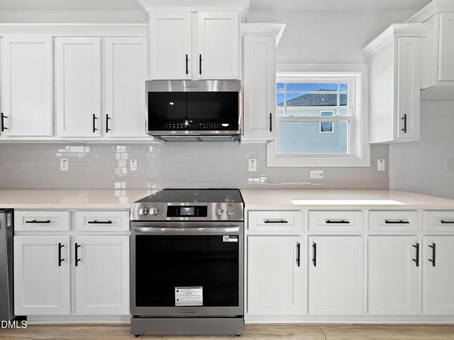 85 High Hampton Way, Fuquay Varina, NC 27526