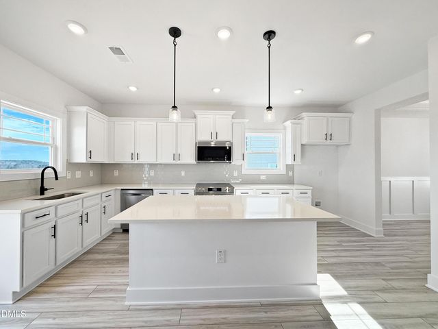 85 High Hampton Way, Fuquay Varina, NC 27526