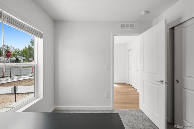 1302 Akron Street, Aurora, CO 80010