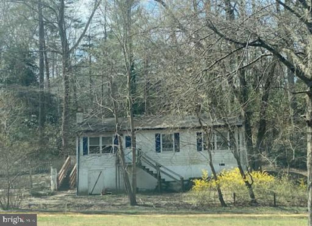 26079 S SANDGATES RD, Mechanicsville, MD 20659