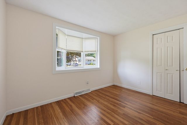 17 W Vanston Rd, Stoughton, MA 02072