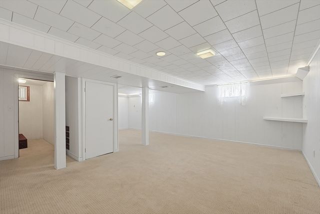17 W Vanston Rd, Stoughton, MA 02072