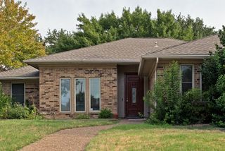 3809 Solarium Place, Plano, TX 75075