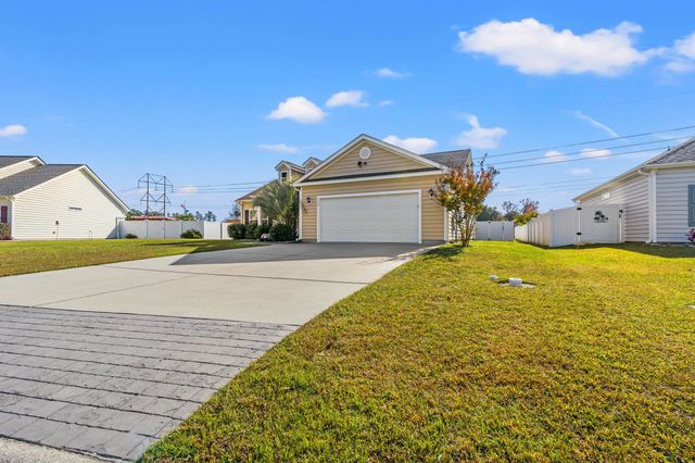 153 Grier Crossing Dr., Conway, SC 29526