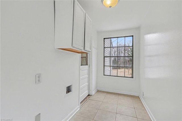 520 James Road, High Point, NC 27265