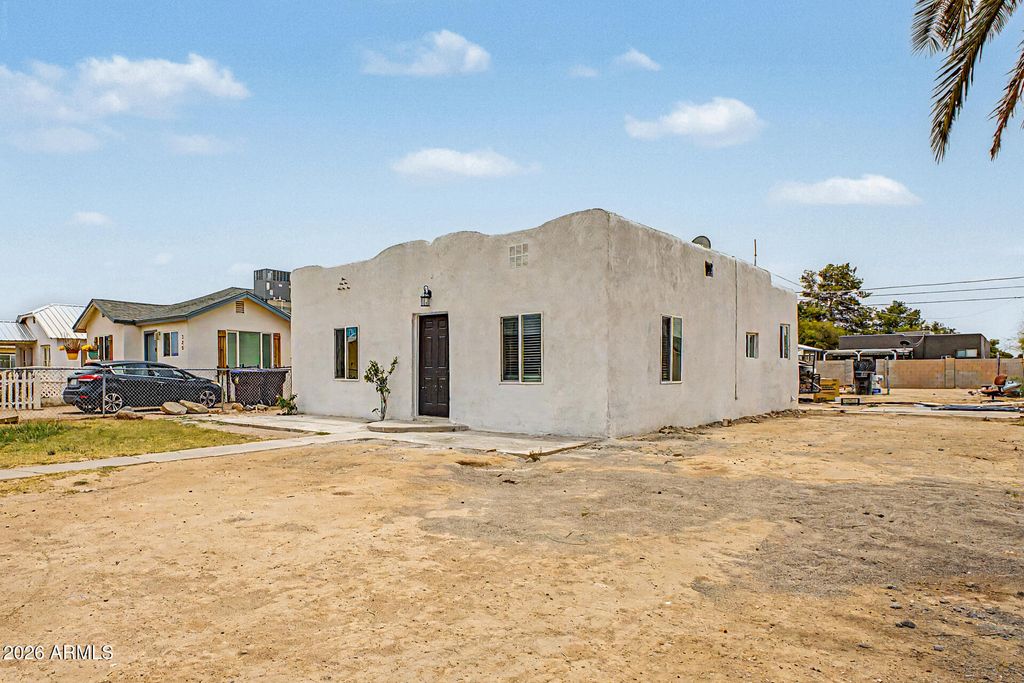 343 W LINCOLN Avenue, Coolidge, AZ 85128 — photo 3