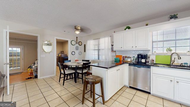121 Camellia Drive, Reidsville, GA 30453