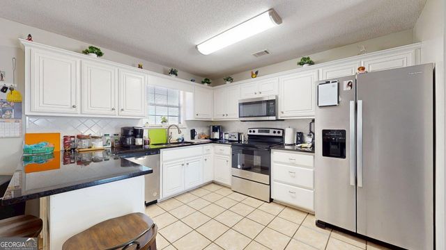 121 Camellia Drive, Reidsville, GA 30453