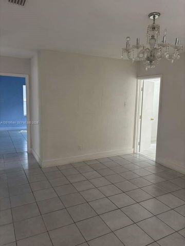 1447 NW 98th St 0, Miami, FL 33147