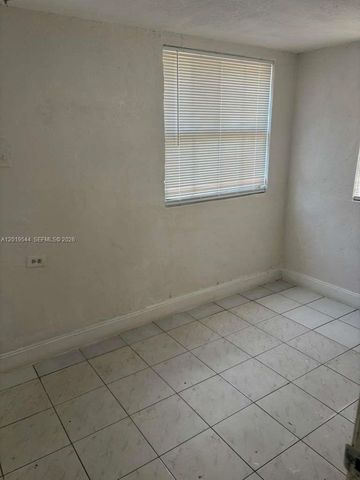 1447 NW 98th St 0, Miami, FL 33147