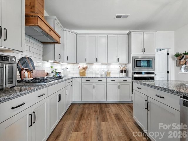2004 Britannia Boulevard, Waxhaw, NC 28173
