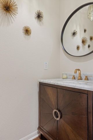 7901 Southwest PKWY 4, Austin, TX 78735