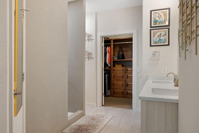 7901 Southwest PKWY 4, Austin, TX 78735