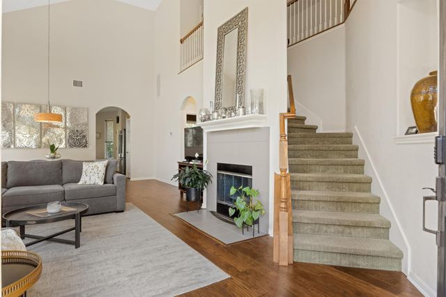 7901 Southwest PKWY 4, Austin, TX 78735