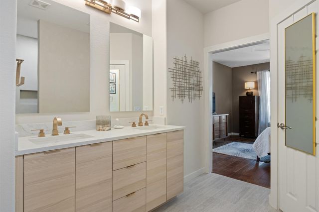 7901 Southwest PKWY 4, Austin, TX 78735