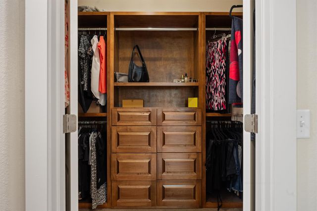 7901 Southwest PKWY 4, Austin, TX 78735