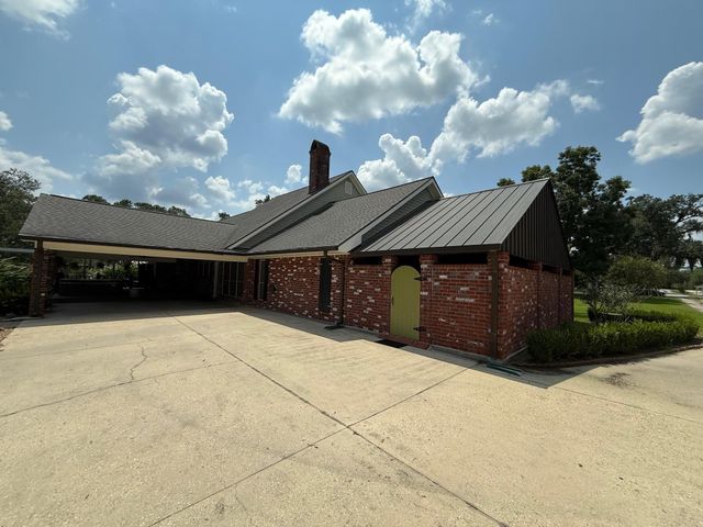 1918-A Bayou Rd, Thibodaux, LA 70301