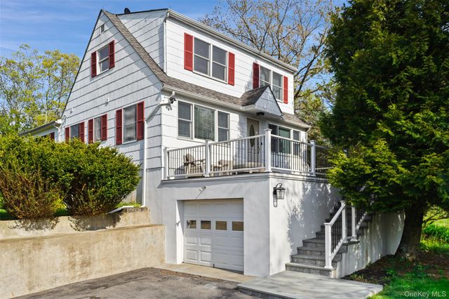 21 Varna Lane, Mahopac, NY 10541