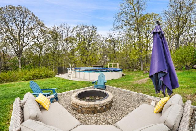 21 Varna Lane, Mahopac, NY 10541
