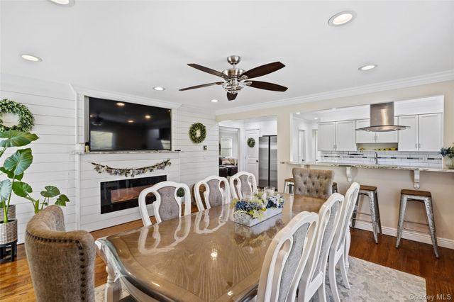 21 Varna Lane, Mahopac, NY 10541