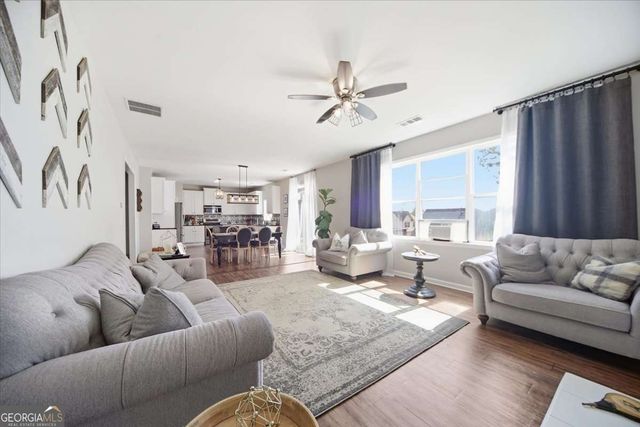 3874 SW Amberleigh Trace, Gainesville, GA 30507