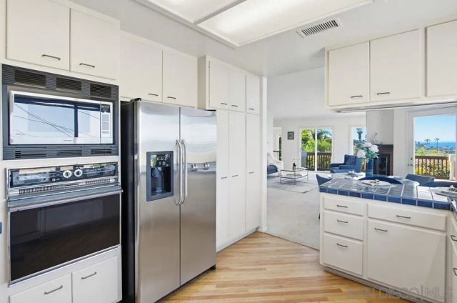 4562-64 Pescadero Ave., San Diego, CA 92107