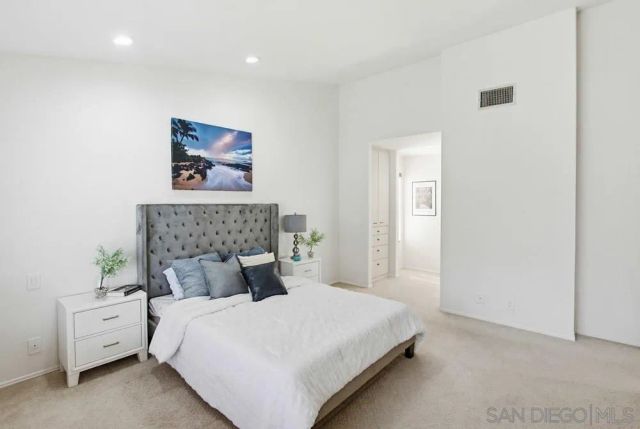 4562-64 Pescadero Ave., San Diego, CA 92107