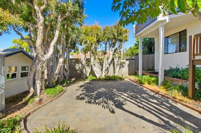 4562-64 Pescadero Ave., San Diego, CA 92107